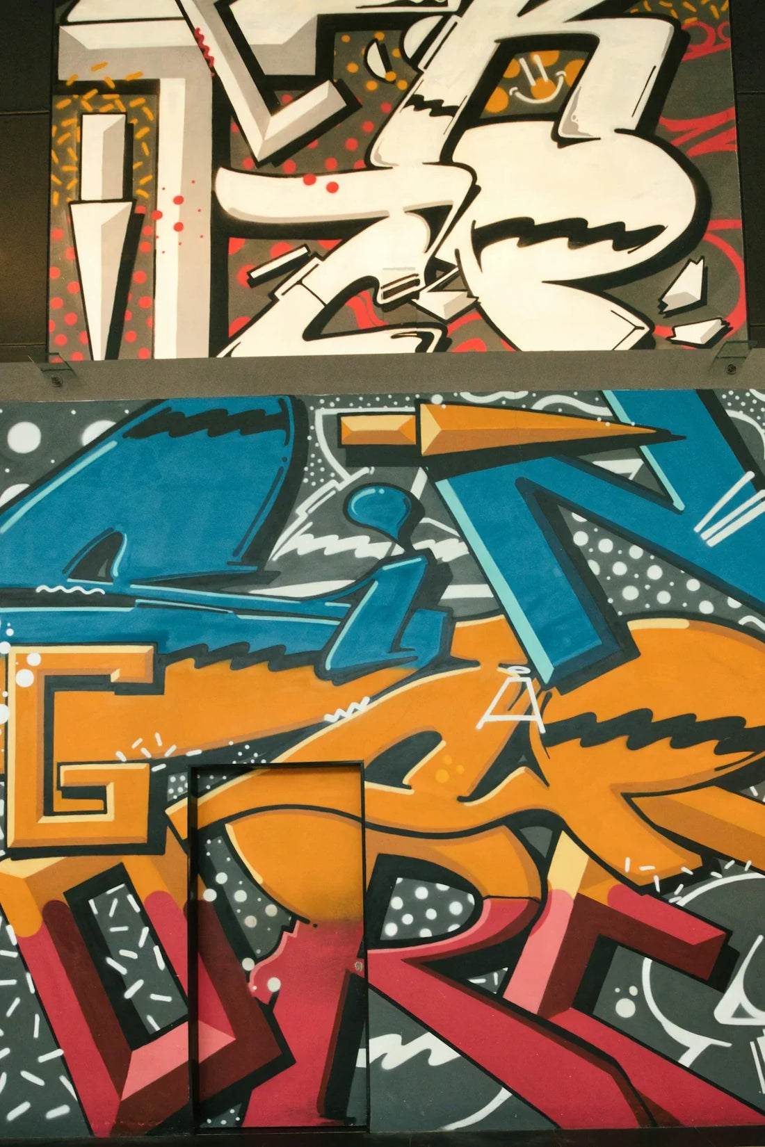 blue and yellow wall graffiti